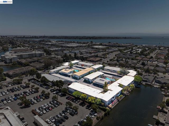 2029 Otis Dr D, Alameda, CA 94501