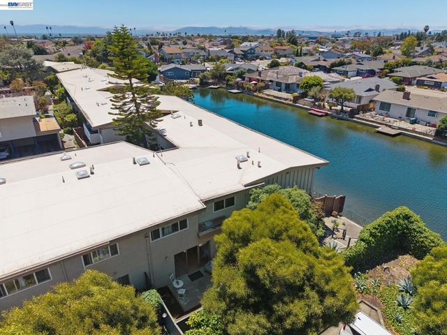 2029 Otis Dr D, Alameda, CA 94501