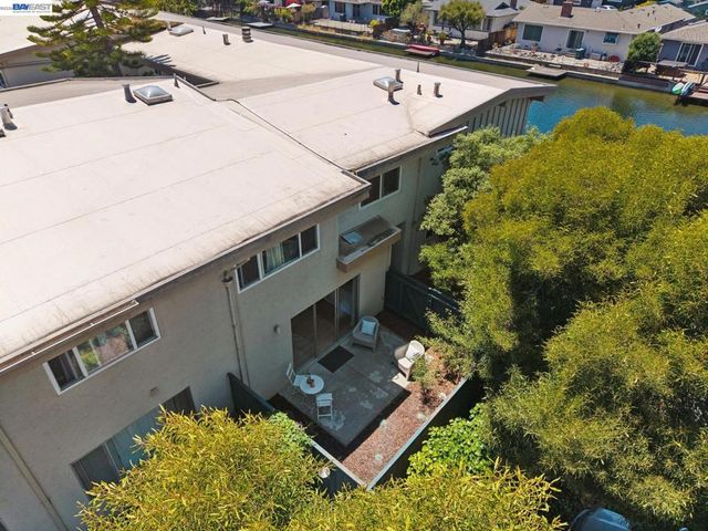 2029 Otis Dr D, Alameda, CA 94501