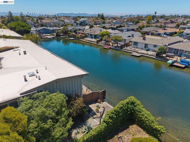 2029 Otis Dr D, Alameda, CA 94501