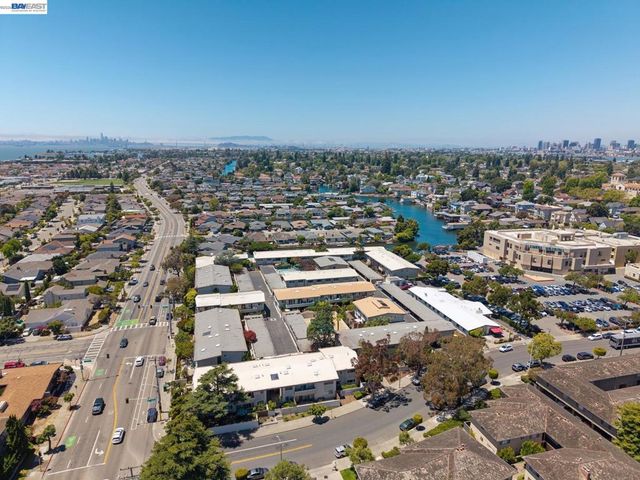 2029 Otis Dr D, Alameda, CA 94501