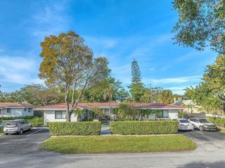 541 NE 43RD Street 2, Boca Raton, FL 33431