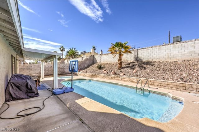 1108 Pagosa Way, Las Vegas, NV 89128
