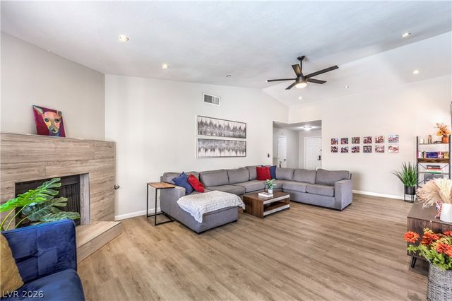 1108 Pagosa Way, Las Vegas, NV 89128