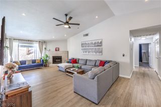 1108 Pagosa Way, Las Vegas, NV 89128
