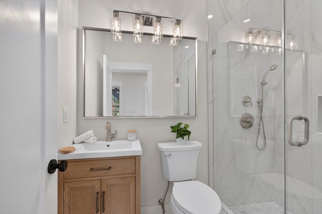 19 Thomas Park 1, Boston, MA 02127