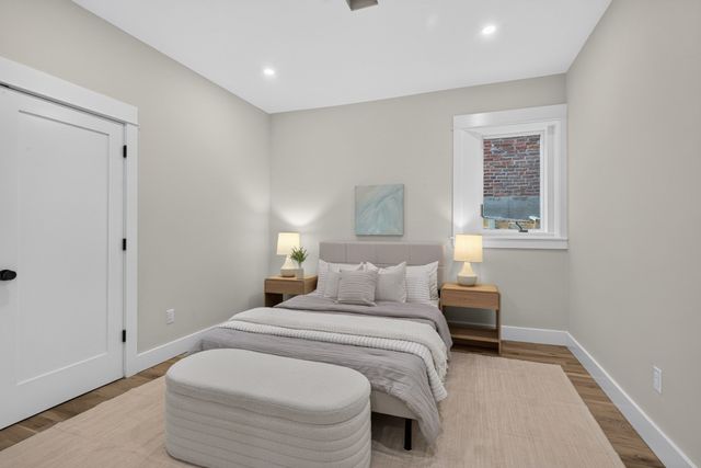 19 Thomas Park 1, Boston, MA 02127