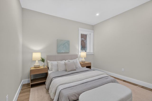 19 Thomas Park 1, Boston, MA 02127