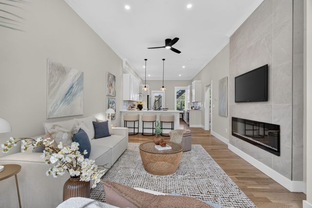 19 Thomas Park 1, Boston, MA 02127