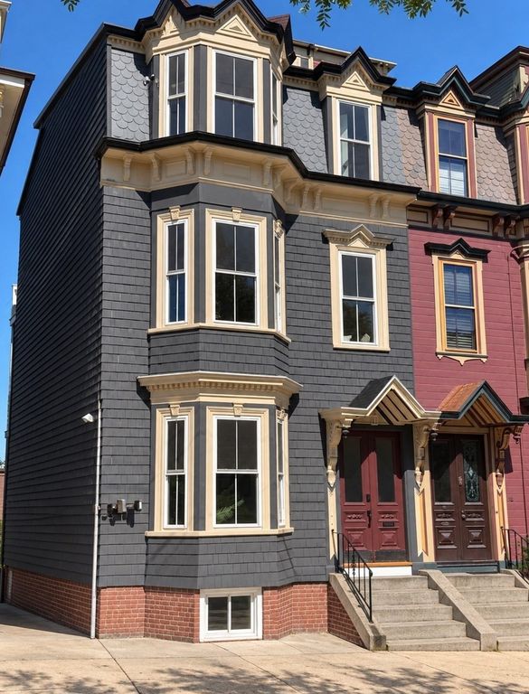 19 Thomas Park 1, Boston, MA 02127