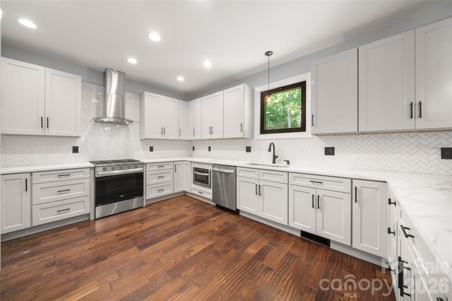 61 Bamboo Trail, Candler, NC 28715