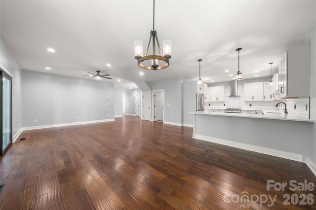 61 Bamboo Trail, Candler, NC 28715