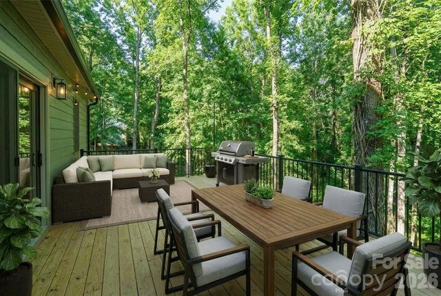 61 Bamboo Trail, Candler, NC 28715