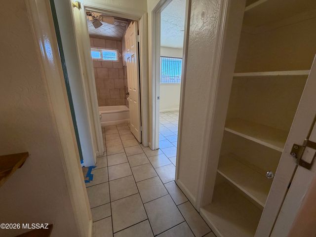 1932 S Campbell Avenue, Tucson, AZ 85713