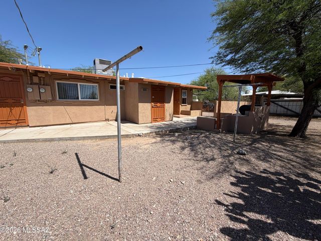 1932 S Campbell Avenue, Tucson, AZ 85713