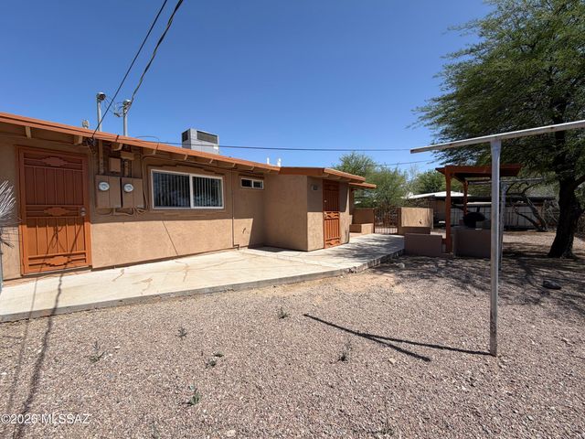 1932 S Campbell Avenue, Tucson, AZ 85713