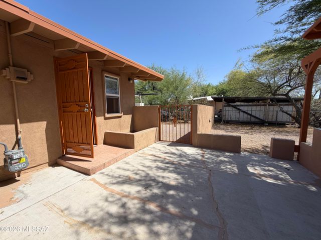 1932 S Campbell Avenue, Tucson, AZ 85713