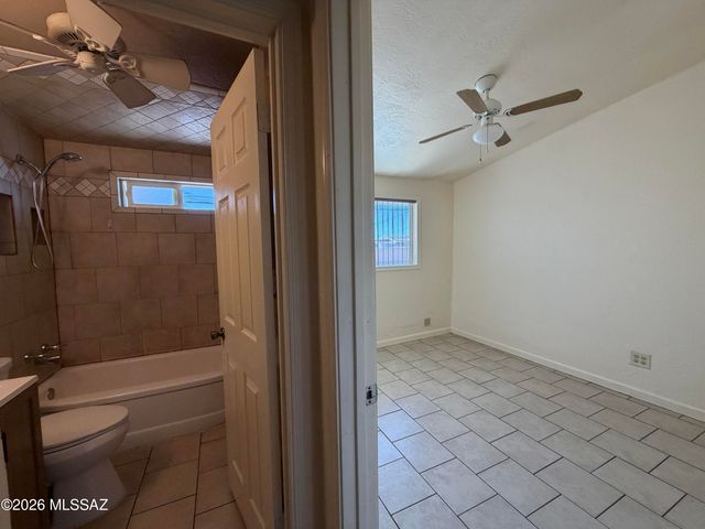 1932 S Campbell Avenue, Tucson, AZ 85713
