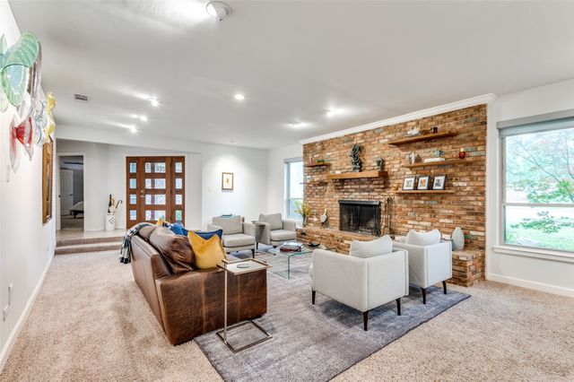 109 Tuscany Court, Irving, TX 75062