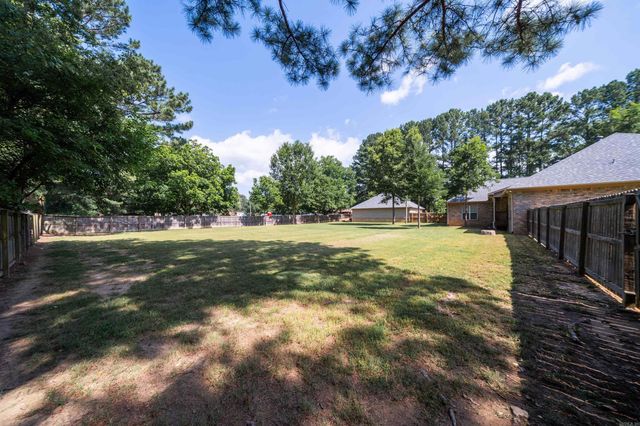 24 Sue Lane, Conway, AR 72032