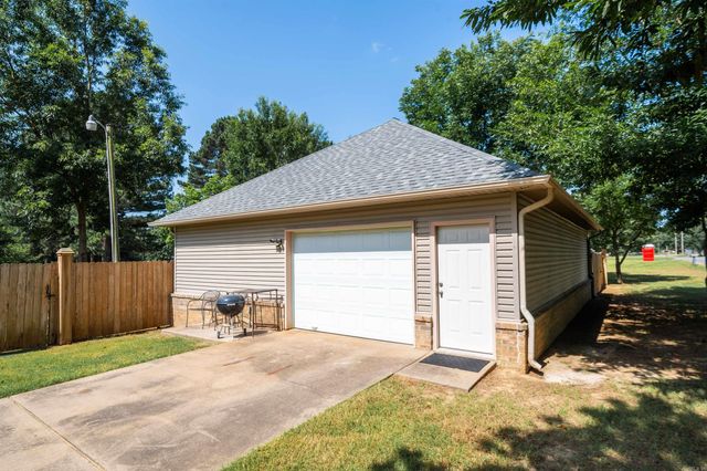 24 Sue Lane, Conway, AR 72032