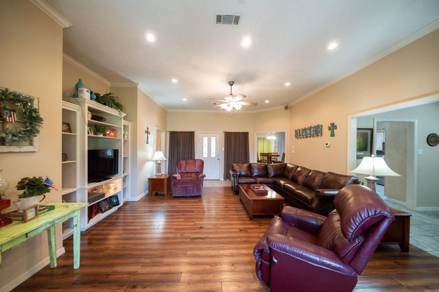 24 Sue Lane, Conway, AR 72032