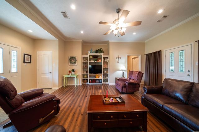 24 Sue Lane, Conway, AR 72032