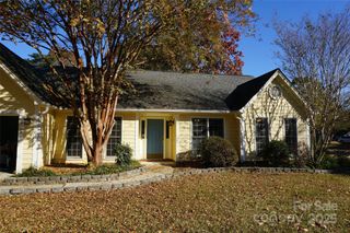 13651 Capworth Lane, Charlotte, NC 28273