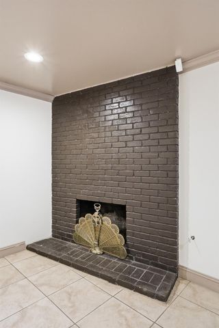 1712 W Donner Avenue, Fresno, CA 93705