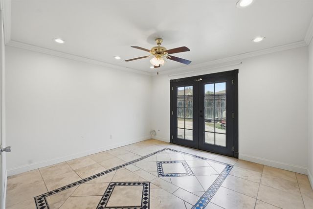 1712 W Donner Avenue, Fresno, CA 93705