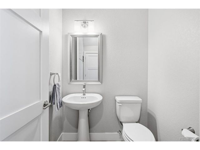 1530 Terry St, Longmont, CO 80501