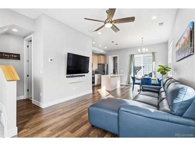 1530 Terry St, Longmont, CO 80501