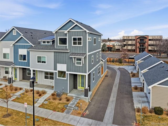 1530 Terry St, Longmont, CO 80501