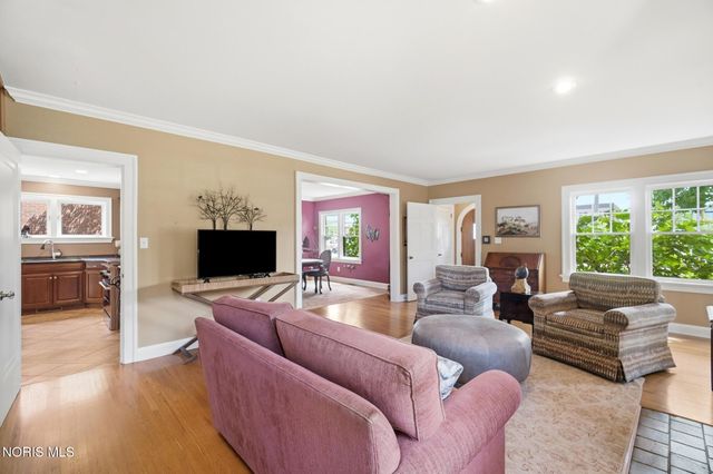 144 S Church Street, Bowling Green, OH 43402