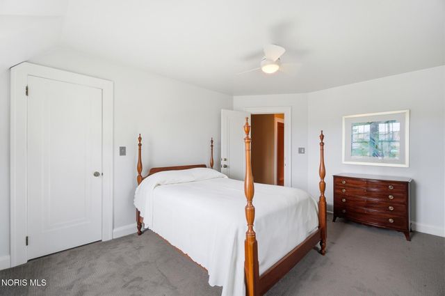 144 S Church Street, Bowling Green, OH 43402