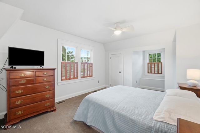 144 S Church Street, Bowling Green, OH 43402