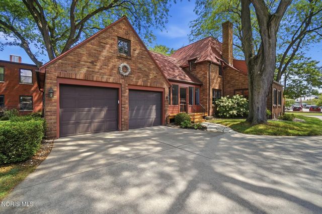 144 S Church Street, Bowling Green, OH 43402