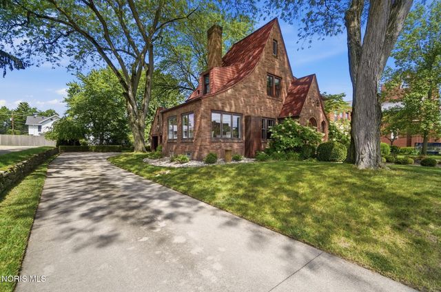144 S Church Street, Bowling Green, OH 43402