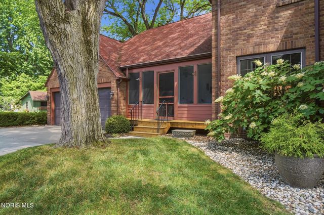 144 S Church Street, Bowling Green, OH 43402