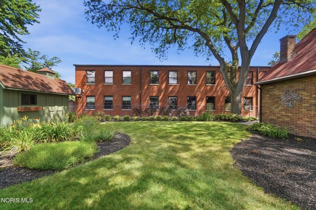 144 S Church Street, Bowling Green, OH 43402