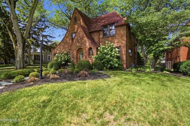 144 S Church Street, Bowling Green, OH 43402