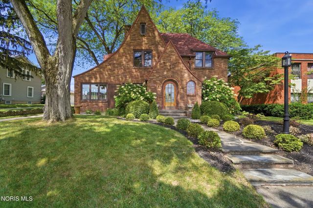 144 S Church Street, Bowling Green, OH 43402