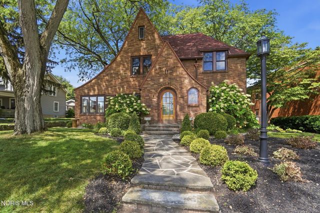 144 S Church Street, Bowling Green, OH 43402