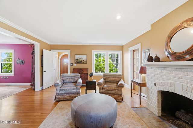 144 S Church Street, Bowling Green, OH 43402