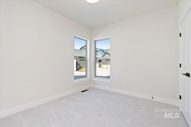 11163 S Corballis Ln, Kuna, ID 83634