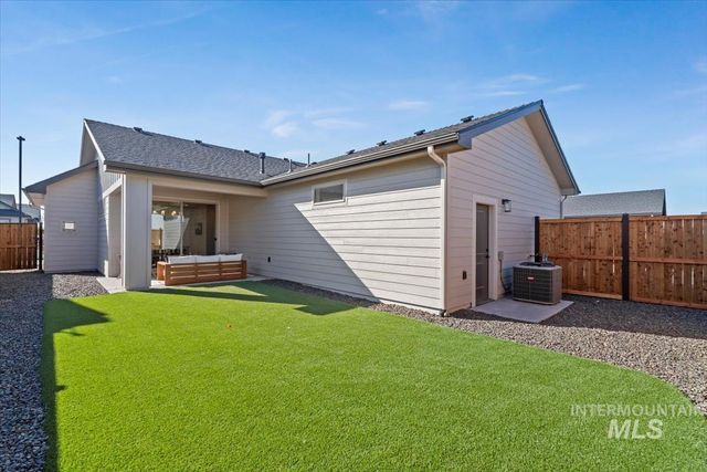 11163 S Corballis Ln, Kuna, ID 83634