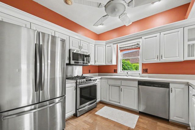 1130 Diamond Drive, Mishawaka, IN 46544
