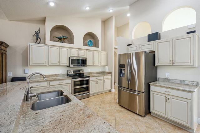 8353 SE 162ND STREET, Summerfield, FL 34491