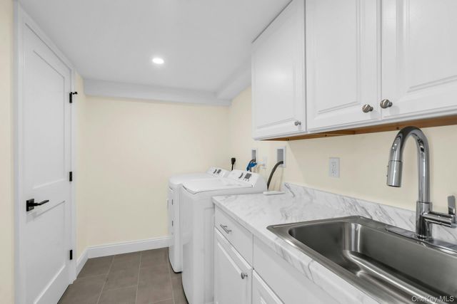 69 Edgewood Road B, Port Washington, NY 11050