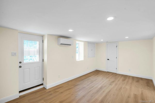 69 Edgewood Road B, Port Washington, NY 11050
